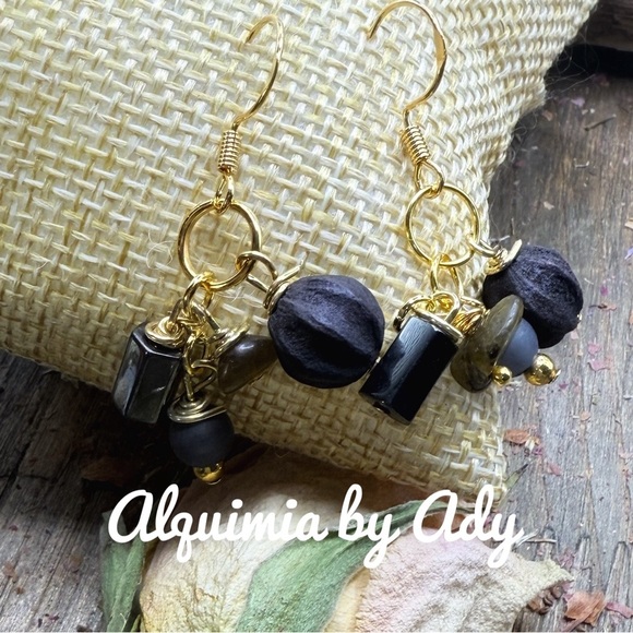 Classic gold gray gemstones drops earrings